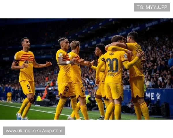 高清足球球星精彩比赛瞬间全程记录震撼画面尽显绿茵场激情